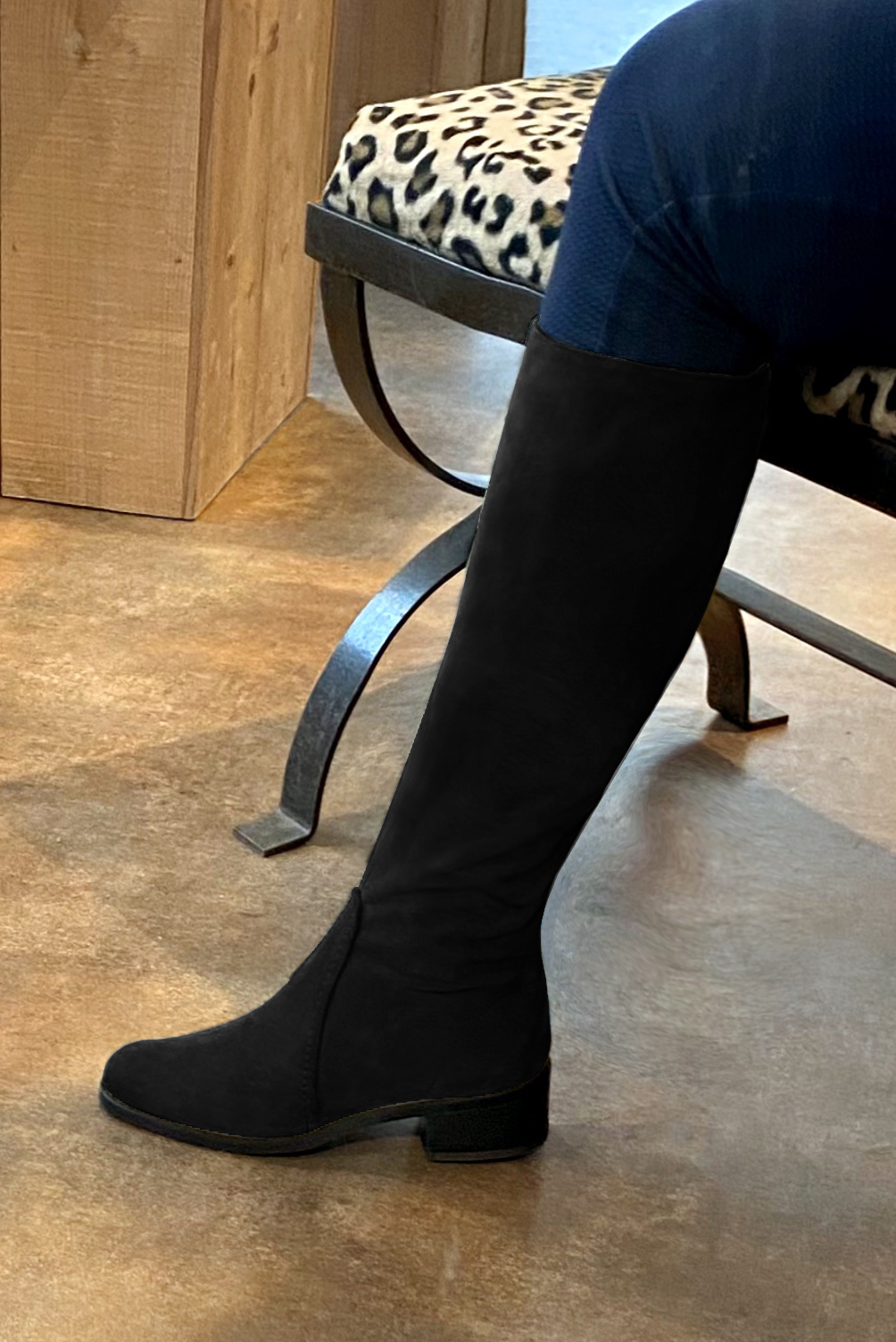 Matt black women's riding knee-high boots. Round toe. Low leather soles. Made to measure. Top view - Florence KOOIJMAN